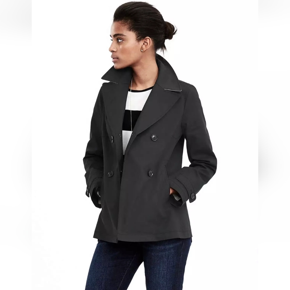 Banana Republic Black Short MAC Jacket  Size  Small